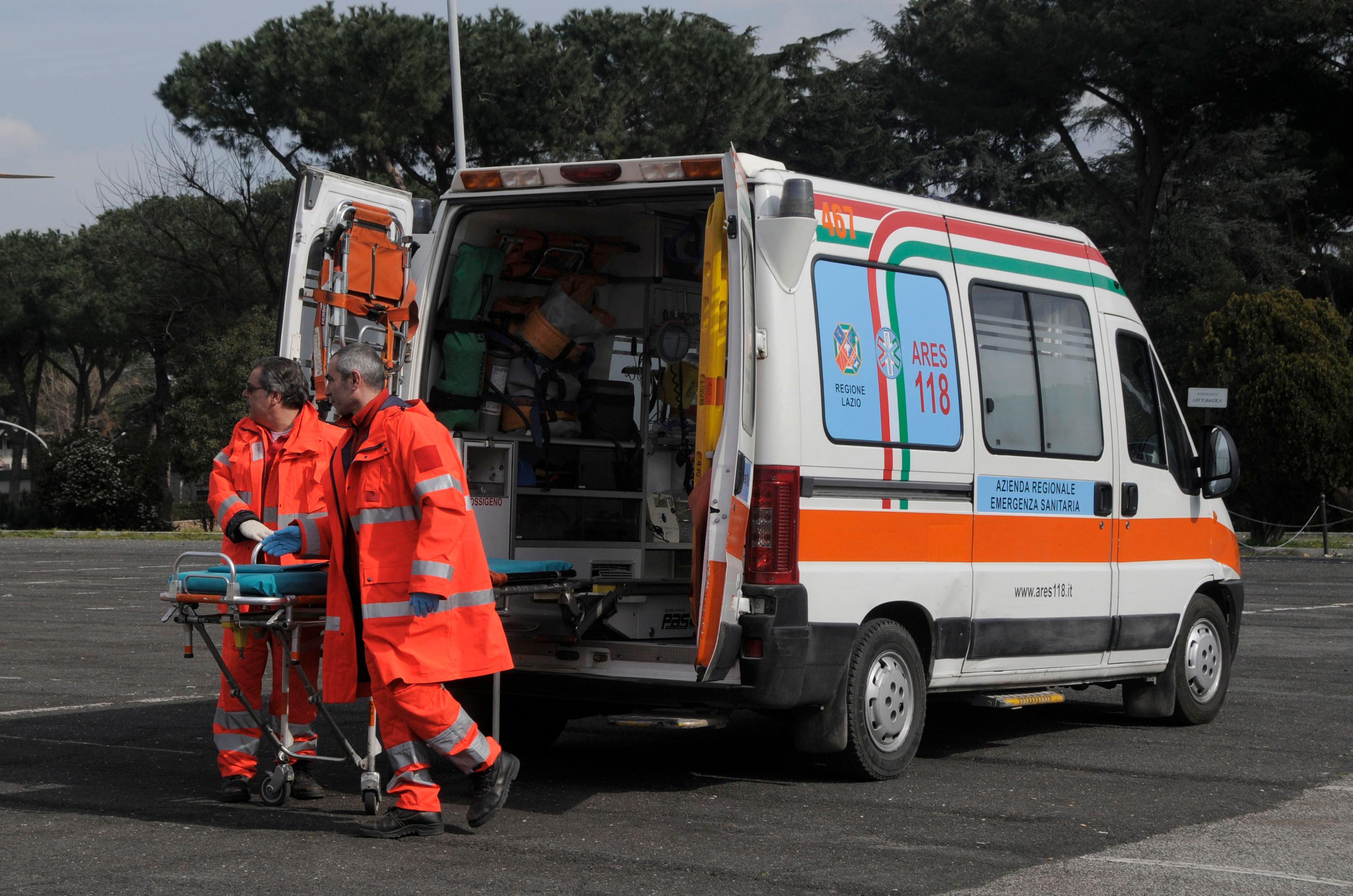 Auto contro bici a Budoni, grave un ciclista di Nule 