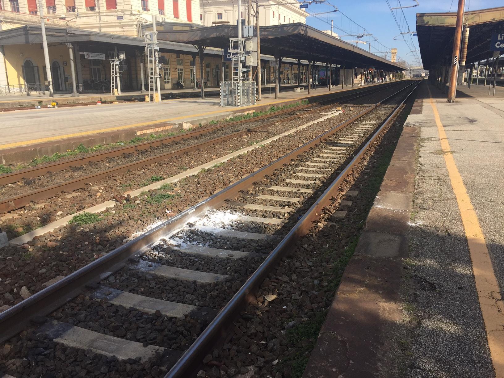 Il binario doveè avvenuta la tragedia (Repetti/Pentafoto)