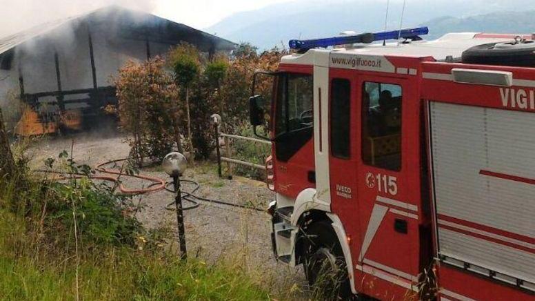 Incendi a Margine di Momigno, due ettari di sottobosco in fiamme