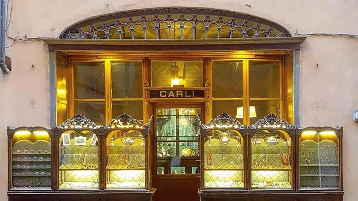 Carli, il negozio piu antico fra ori e misteri
