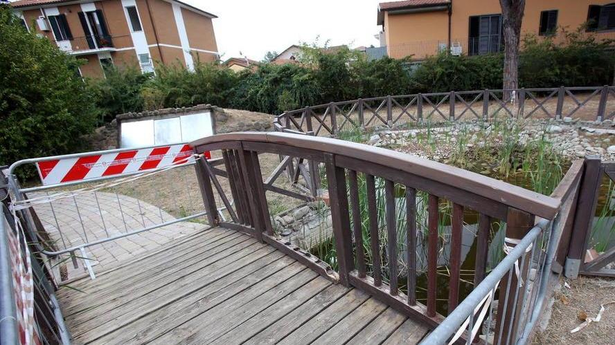 Pattuglie dentro il parco di via Cividale