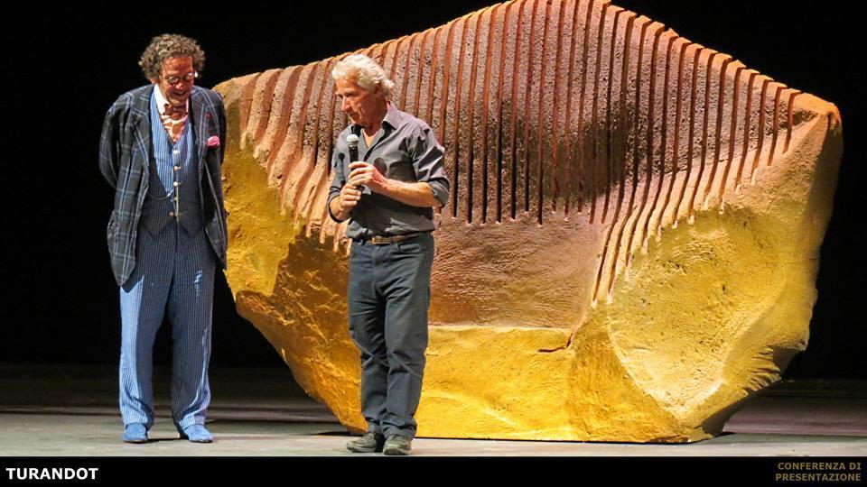 Pinuccio Sciola scultore e scenografo di Turandot in mostra al Lirico di Cagliari