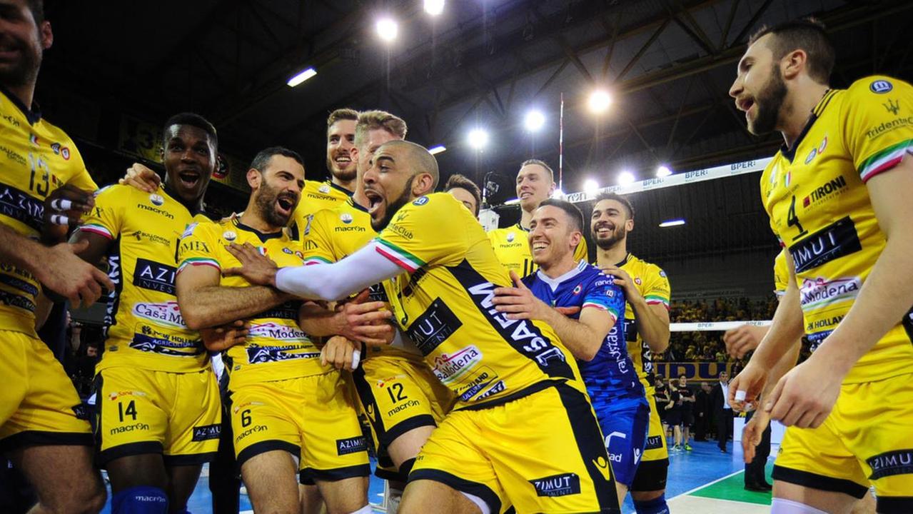 Azimut in Champions a Resovia