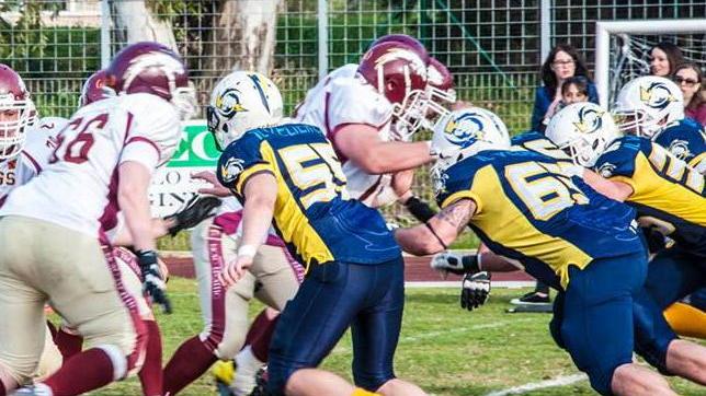 Football americano Storm sconfitti dagli imbattibili Hogs
