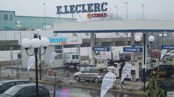 Riapre domani il Conad di Gallicano
