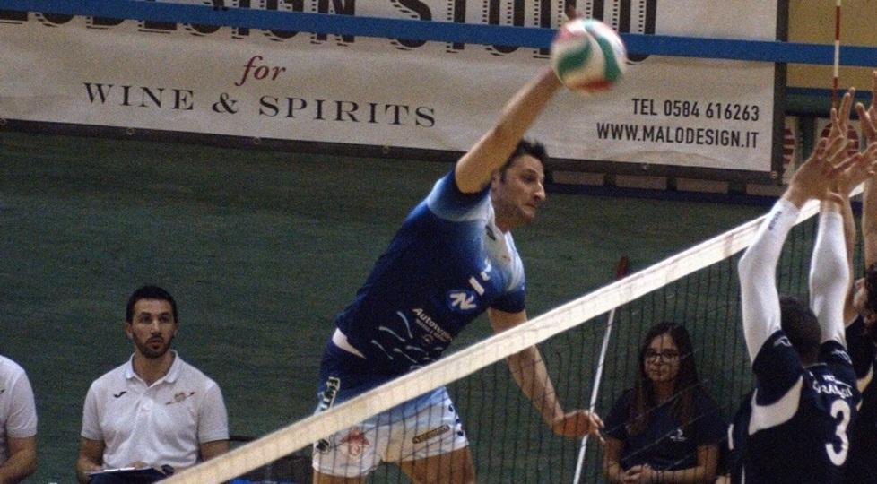 Pallavolo Massa quasi irraggiungibile 