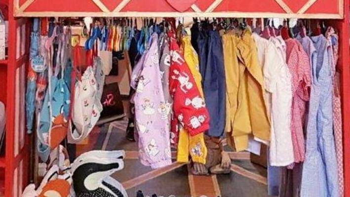 La moda di successo di Strano boutique