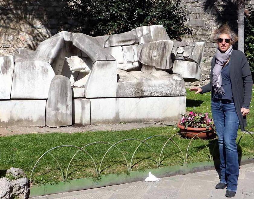 Francesca Nicoli «Carrara, risvegliati» 