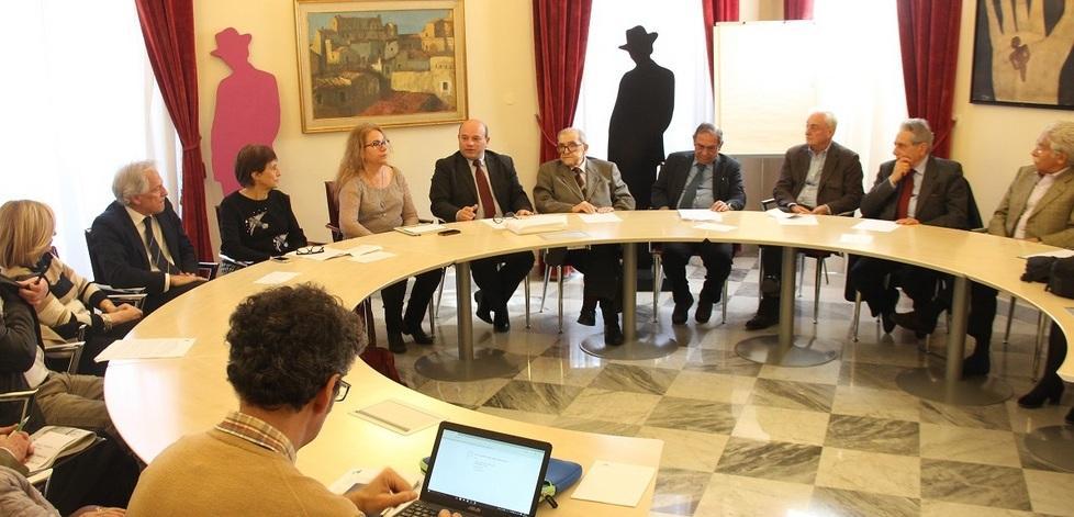 Una raccolta fondi per un monumento a Enrico Costa 