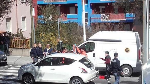 Incidente stradale, traffico a rilento