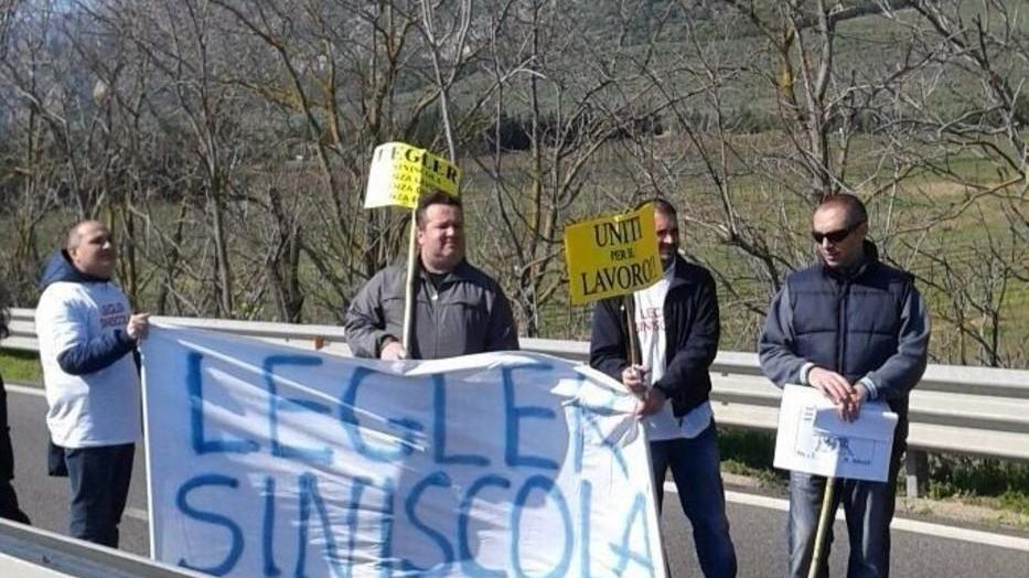 Tre operai ex Legler assunti in Comune In pensione fra 3 anni