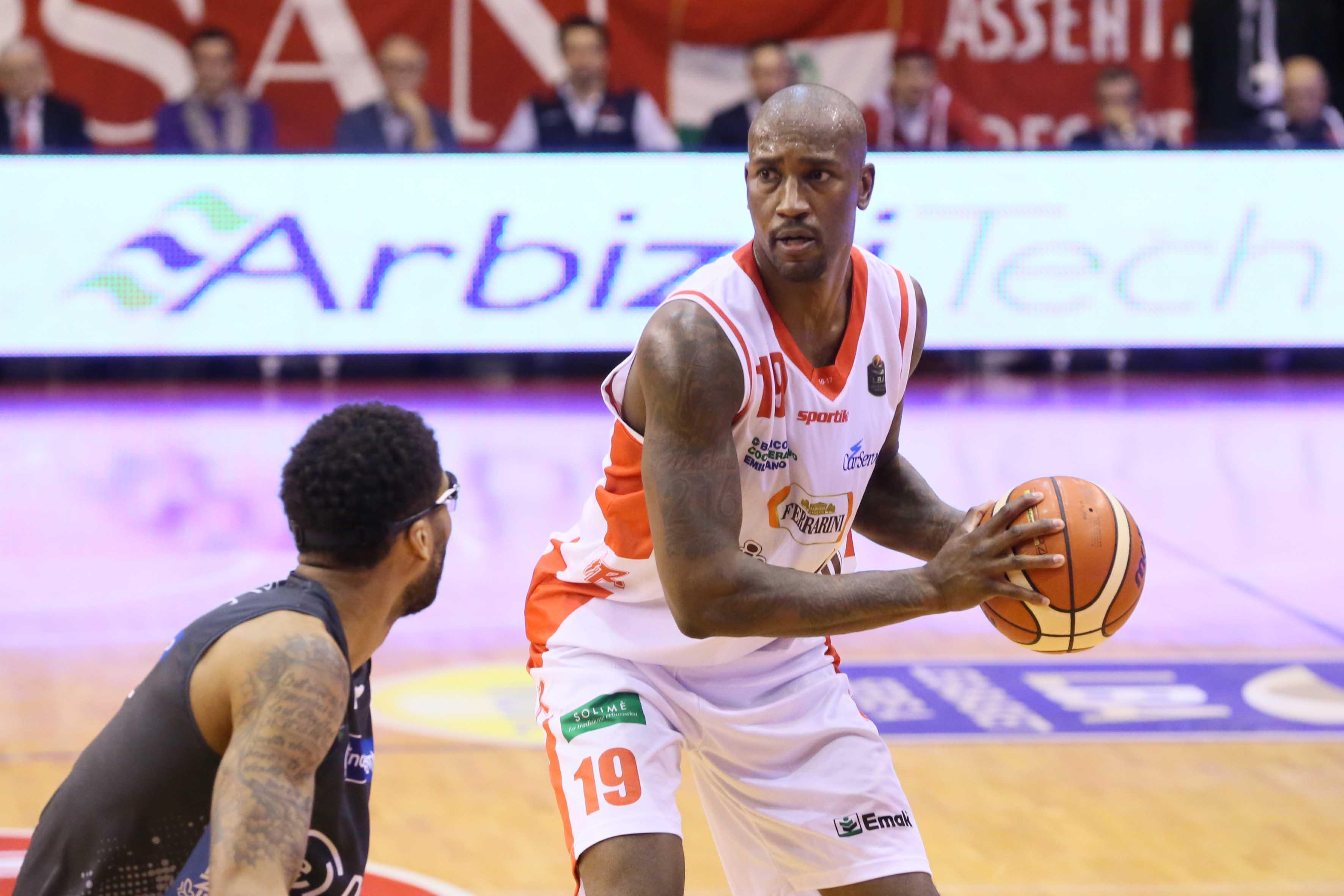 Grissin Bon, Williams fuori 15 giorni