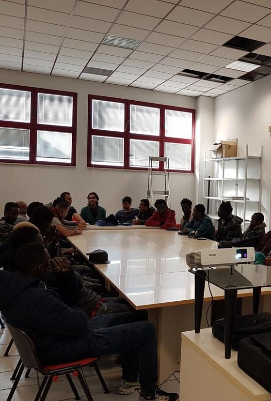 Richiedenti asilo a lezione