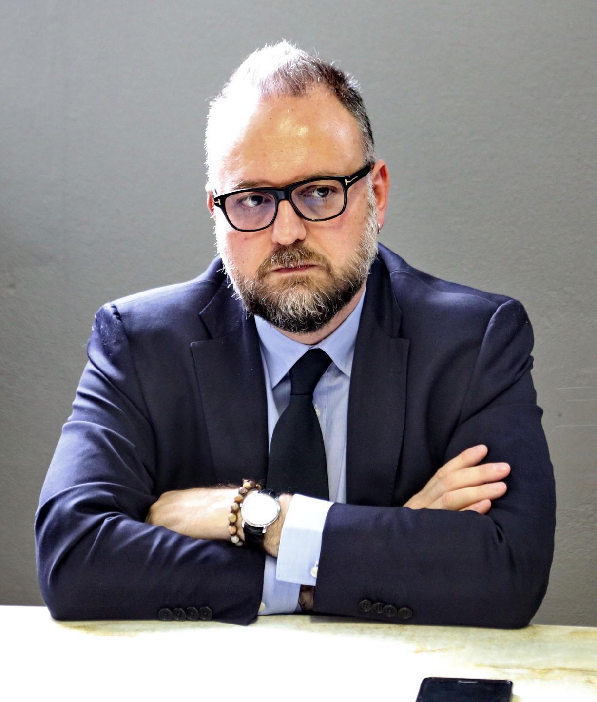 Massimo Mezzetti va con gli scissionisti 