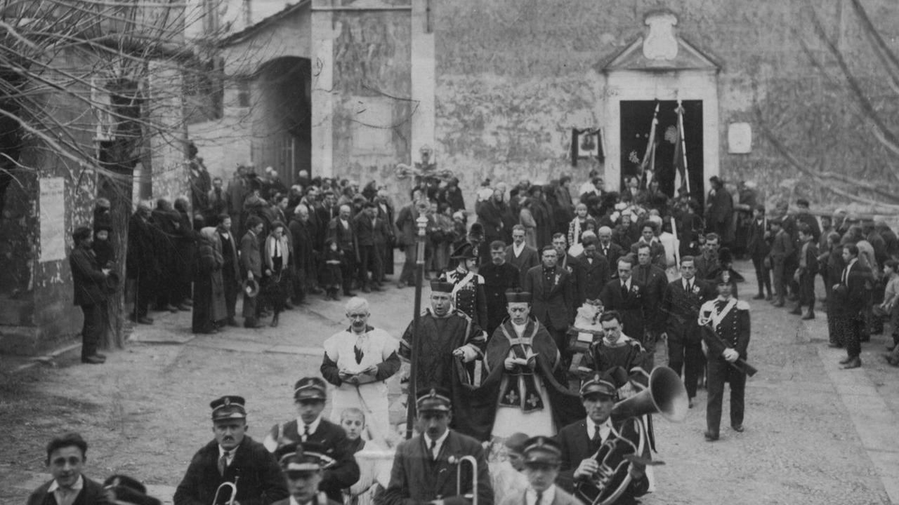 Riolunato, terra d’esperanto e del Maggio delle Ragazze