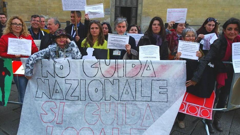 Le guide turistiche chiedono la parità con quelle straniere