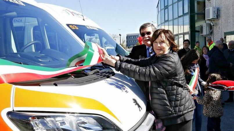 Svs, una primavera per il diritto alla mobilità: due mezzi per i disabili