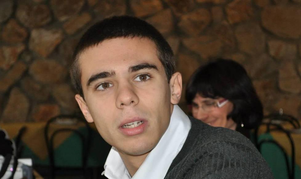 «Ho pagato per due lettere ma non trovo mai posteggio»