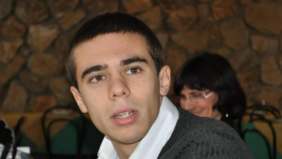 «Ho pagato per due lettere ma non trovo mai posteggio»