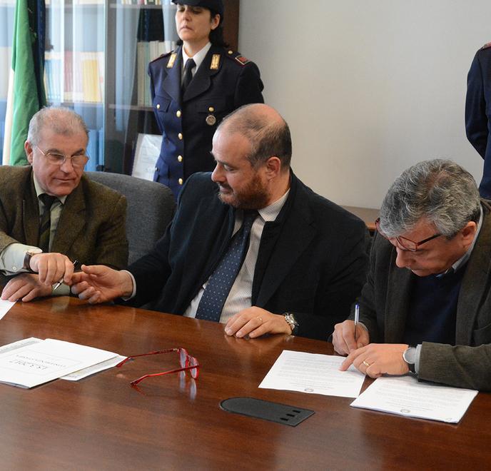 Tolleranza zero verso chi parcheggia nelle aree per disabili 