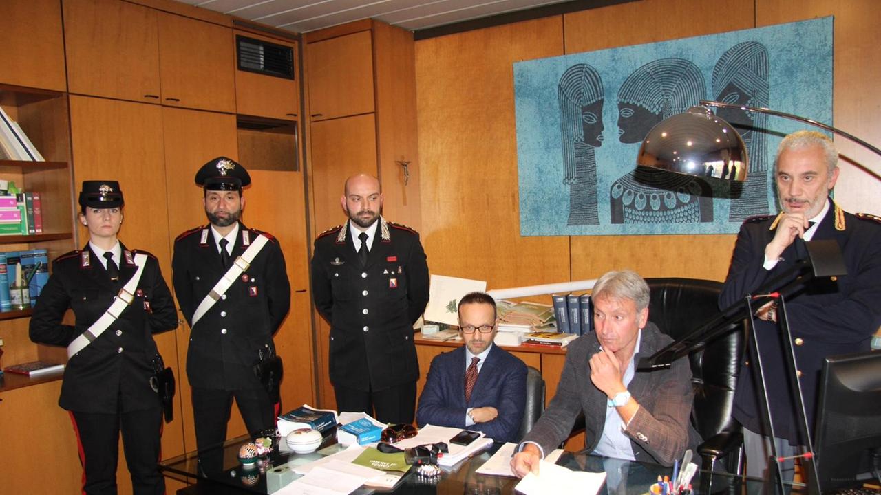 La conferenza stampa in Procura sull'arresto del presunto rapinatore (foto Batavia)