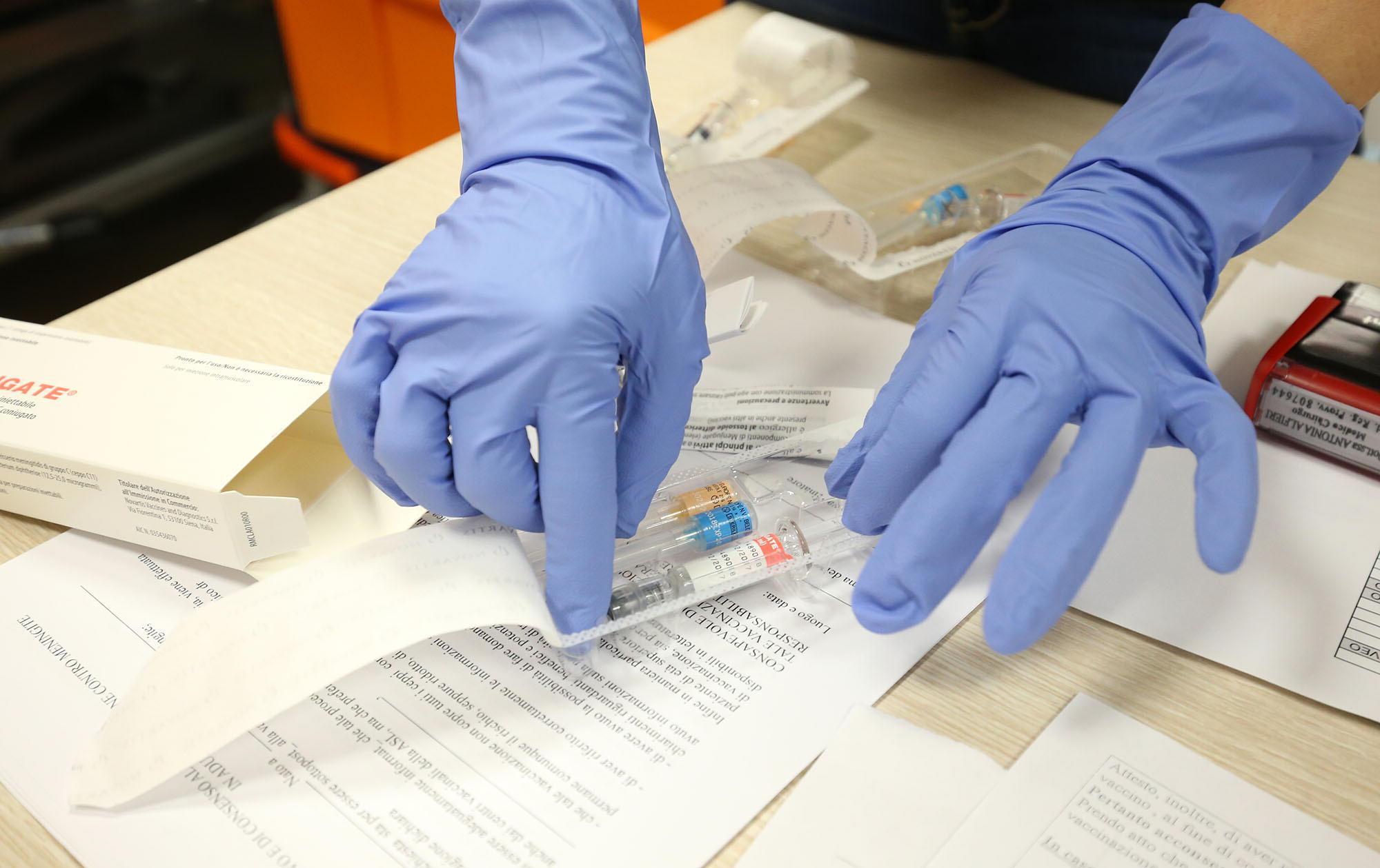 Vaccini, c’è l’effetto Green pass. A Lucca aumenta il numero di prime dosi 