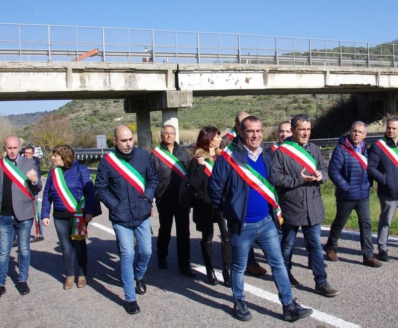 Lai (Pd) al ministro: «Piano di controlli su tutti i cavalcavia»