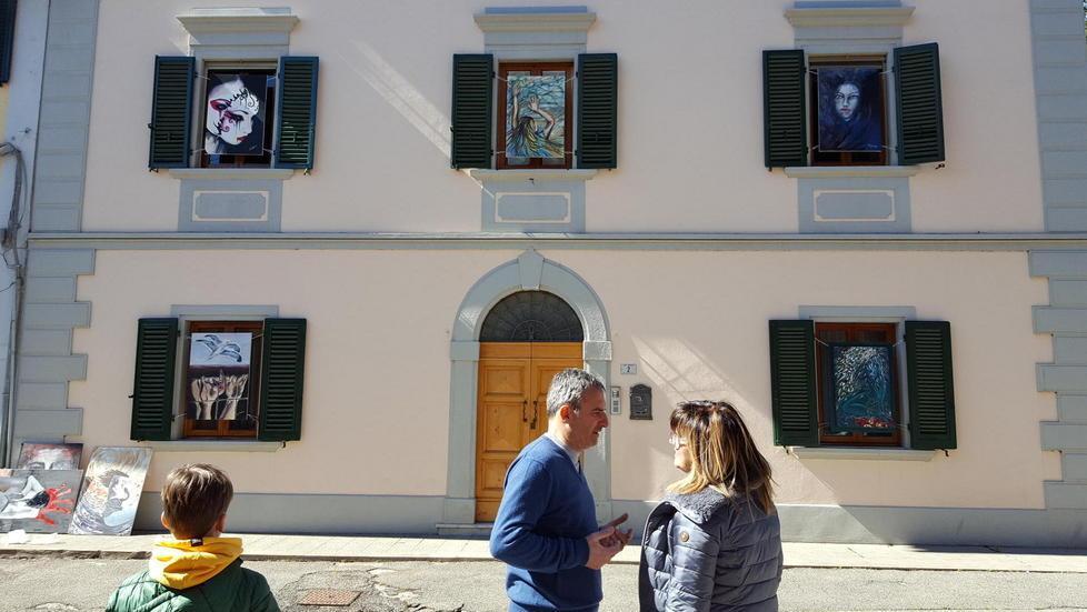Una mostra a cielo aperto contro il femminicidio 