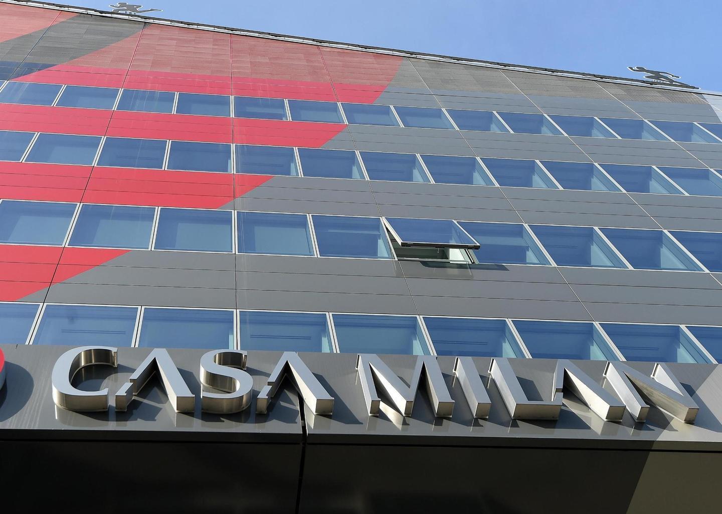 Il closing non s’ha da fare: Milan nel limbo 