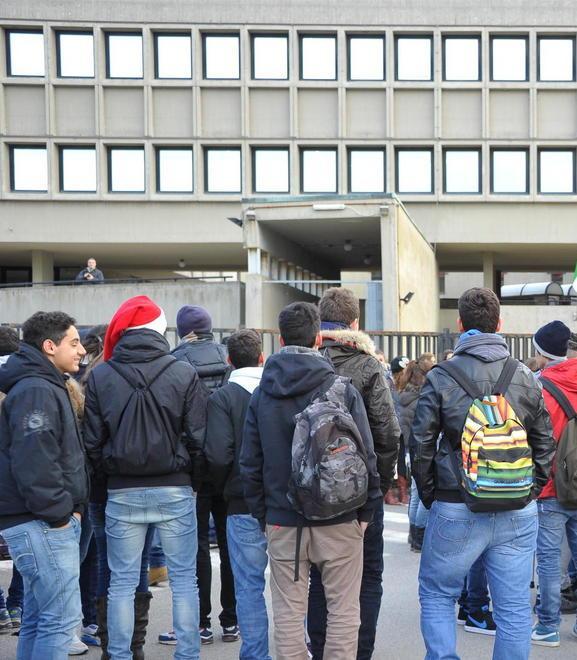 Sempre meno studenti, due città si sfidano