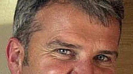 Ricciardi ad Anselmi: «Non sei il messia di Piombino»
