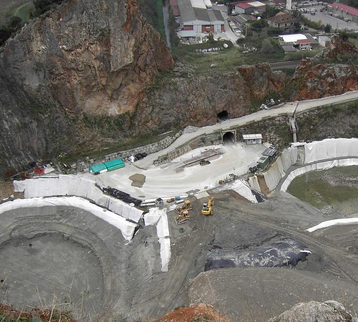 Cava Fornace, comitato e grillini all’attacco 