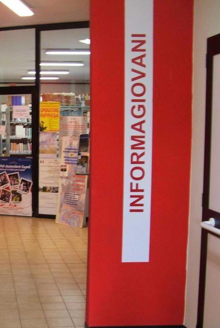 Tutor informatici gratuiti per i giovani