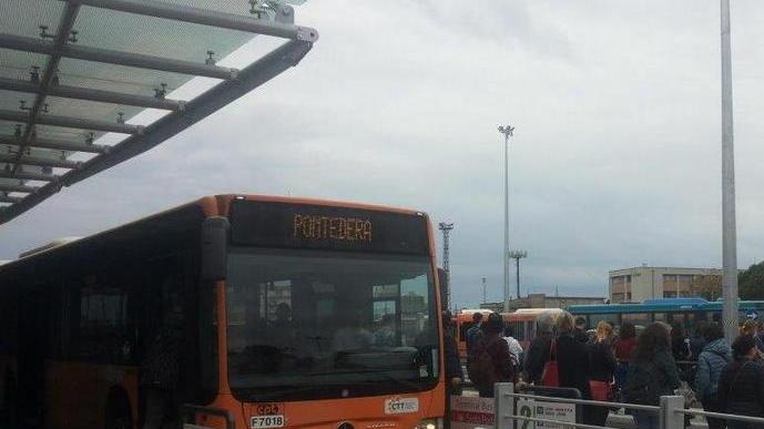 Picchia autista Ctt e lo manda all’ospedale
