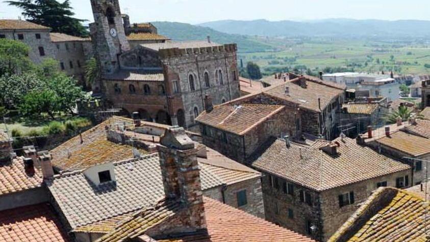 Tra boschi e centro storico boom del turismo verde