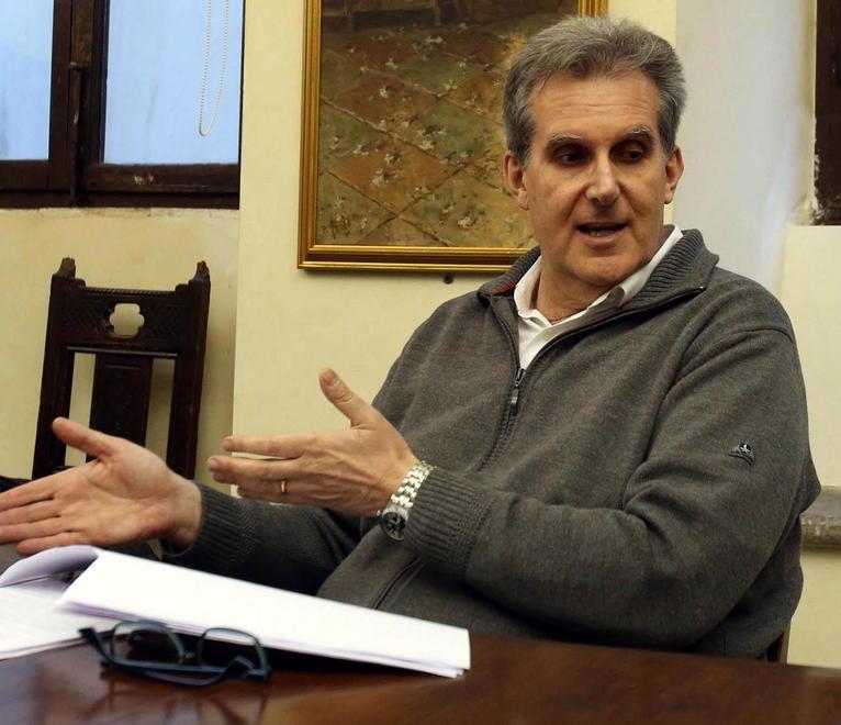 «Me ne vado per non essere il bersaglio dei malumori Pd» 