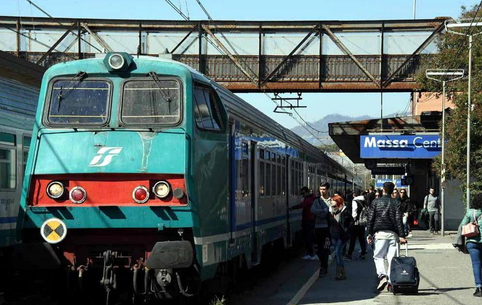 Controlli in stazione Fermati e identificati alcuni clochard