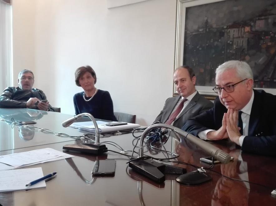 «Tutta colpa del Pd, e ora basta giochetti» 