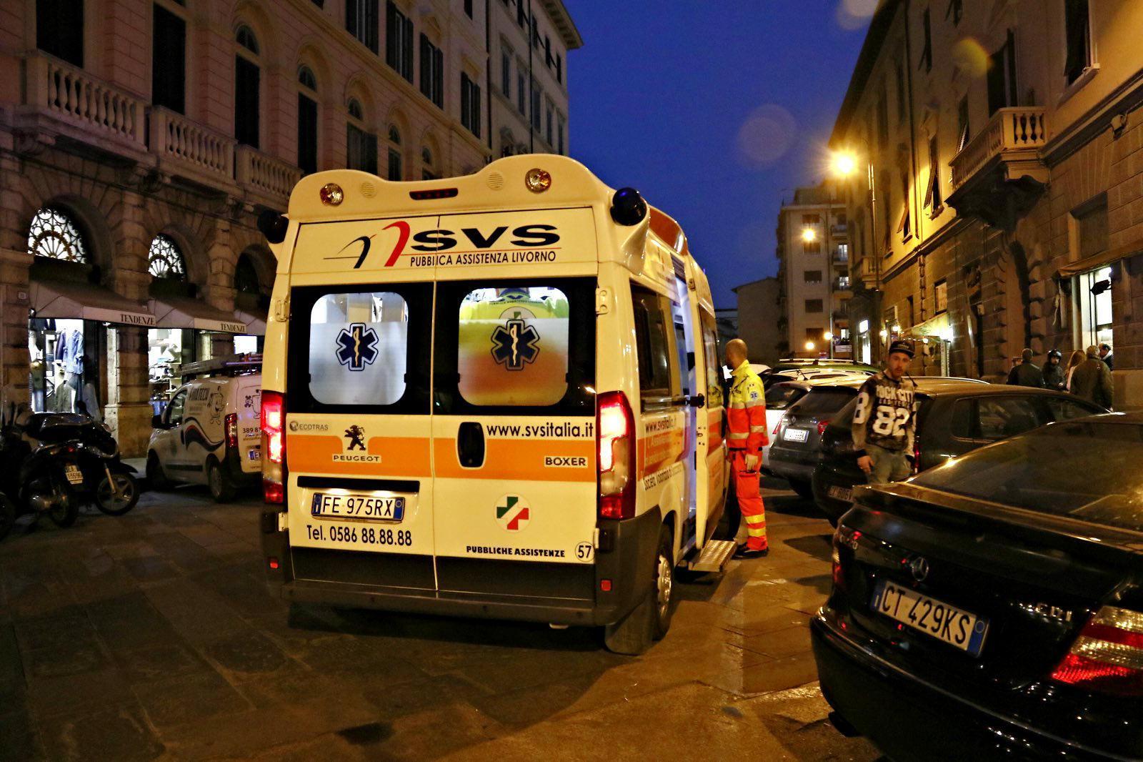 Picchiata dall’ex compagno davanti al figlio di tre anni