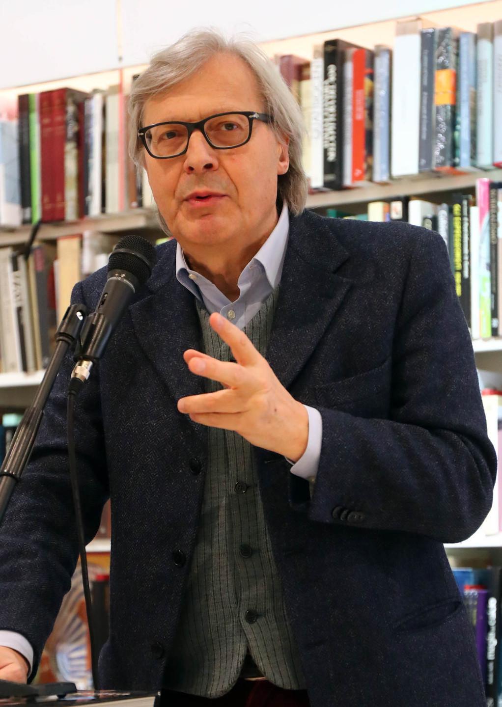 Sgarbi donerà 600mila euro per il restauro di opere d’arte