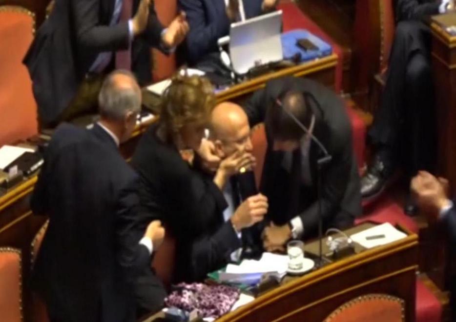 Decadenza, la proposta di Sanna 