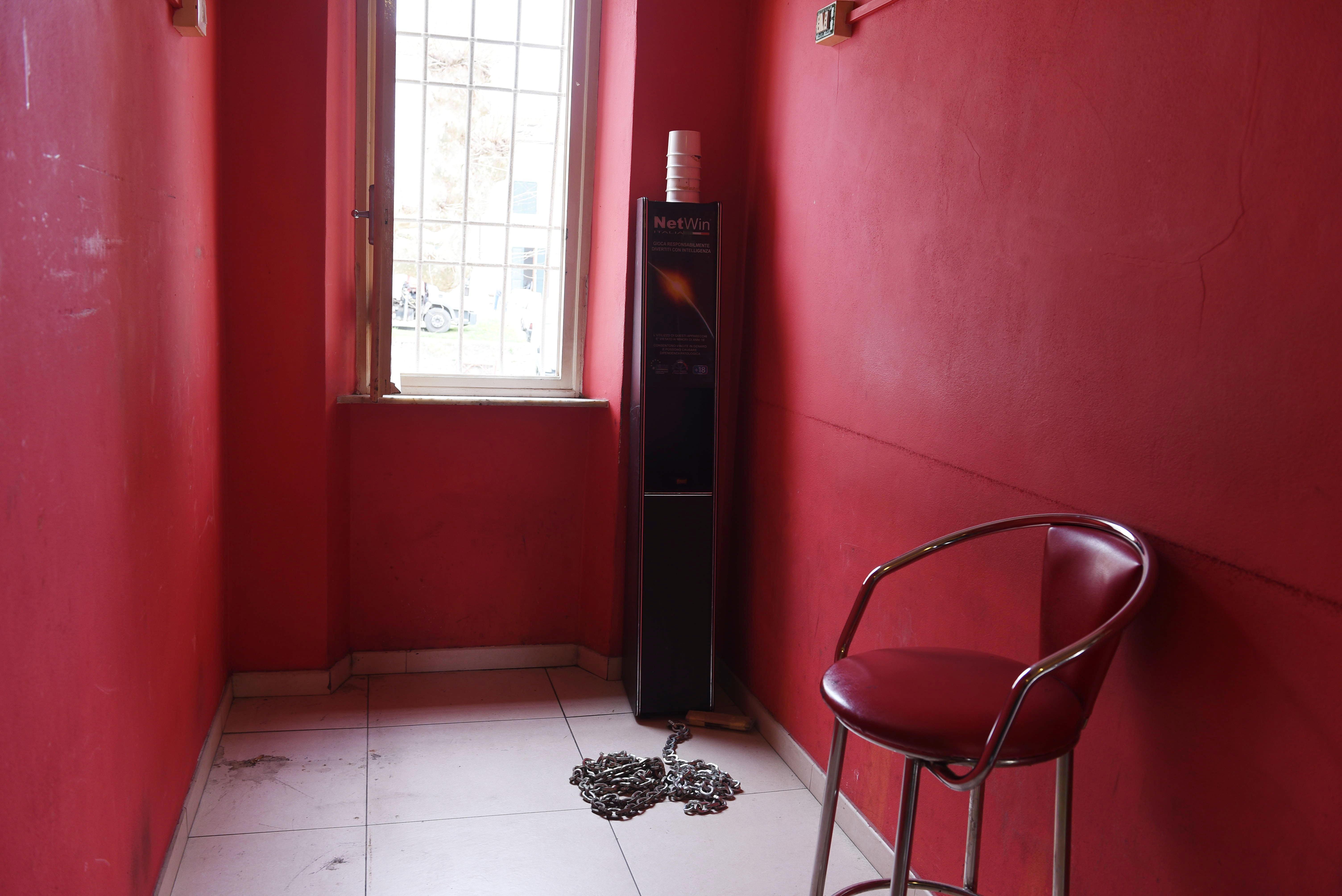La sala dove si trovavano le slot al bar La Salute