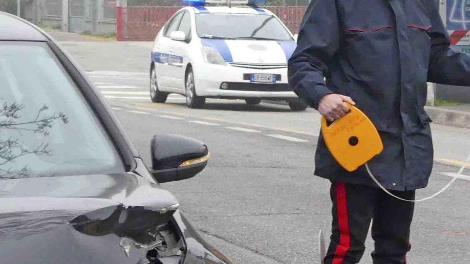 Tamponamento e frontale Code e disagi in via Modena