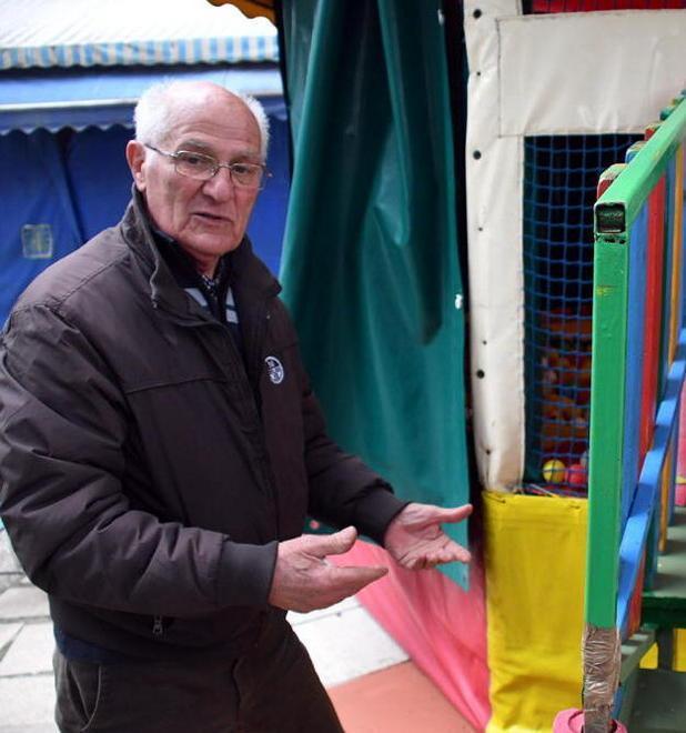 Vandali nel parco dei bambini 