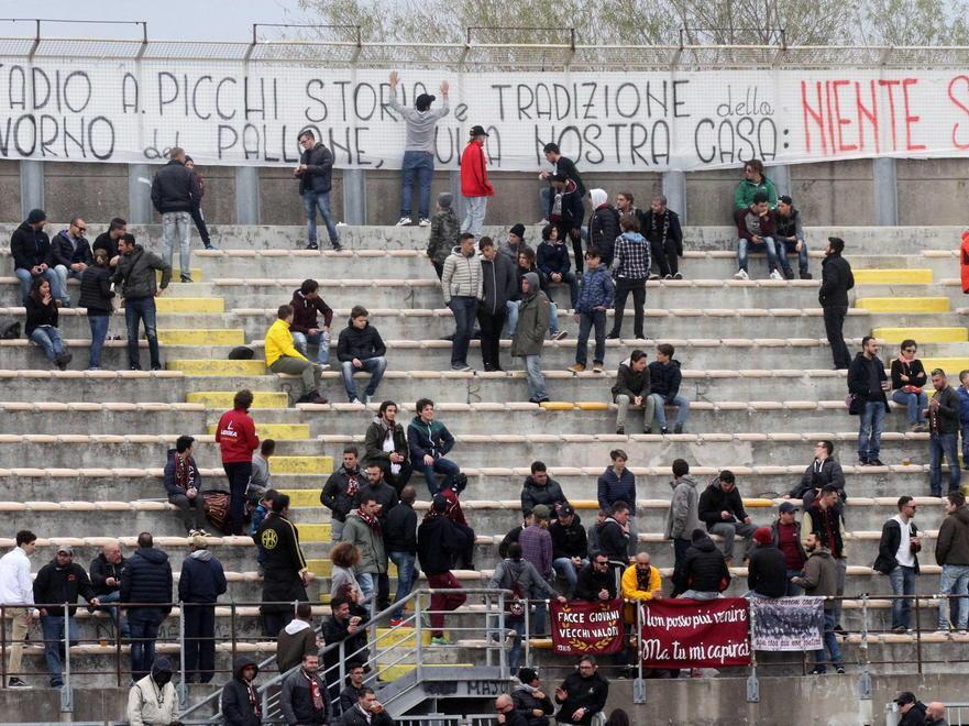 Nogarin spiazza tutti «Lo stadio? Va bene così»