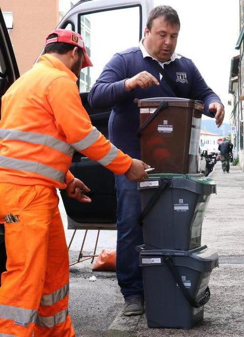 Porta a porta e rifiuti zero: un dibattito
