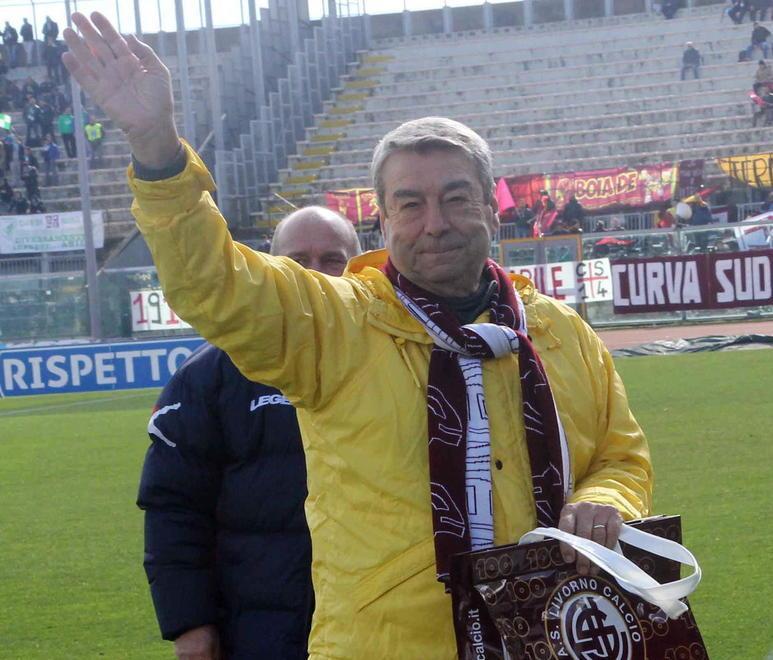 È corsa a quattro per comprare il Livorno 