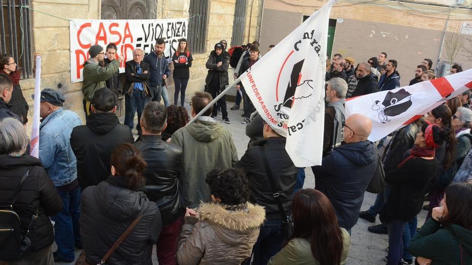 Manifestazione antifascista in piazza Sant’Antonio