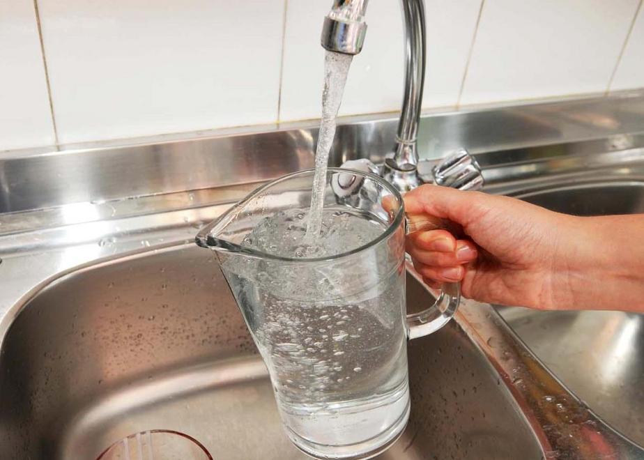 Asa va a caccia di 5 milioni: l’aumento arriva in bolletta 