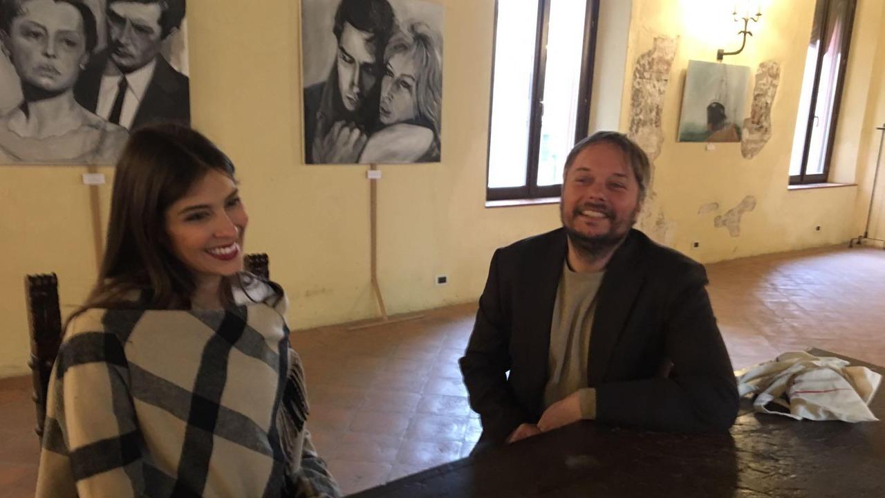 Ariadna Romero con il regista Roberto Capucci
